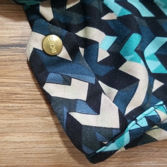 MCMGMAXAZRIA Green Black White Sleeveless Shirt with front pockets - Picture 13 of 14